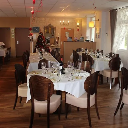 L'auberge De En Brie 호텔