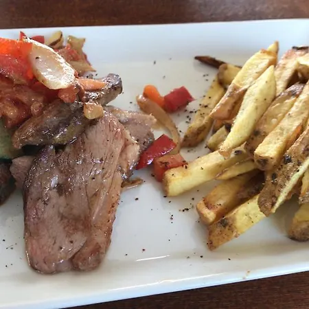 L'auberge De En Brie 호텔 2*